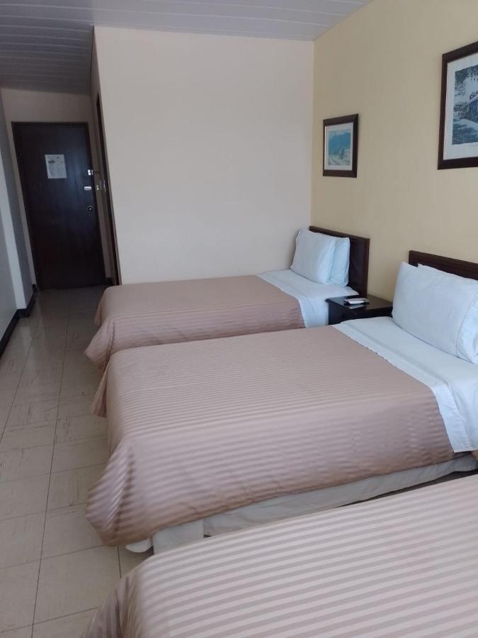Hotel Sin Escala Palmira  Buitenkant foto
